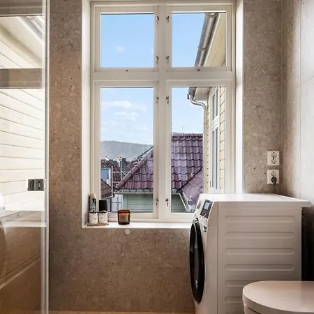 Newly Renovated In A Unique And Historic Neighborhood *
