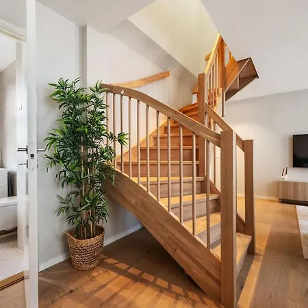 Lägenhet Newly Renovated In A Unique And Historic Neighborhood
